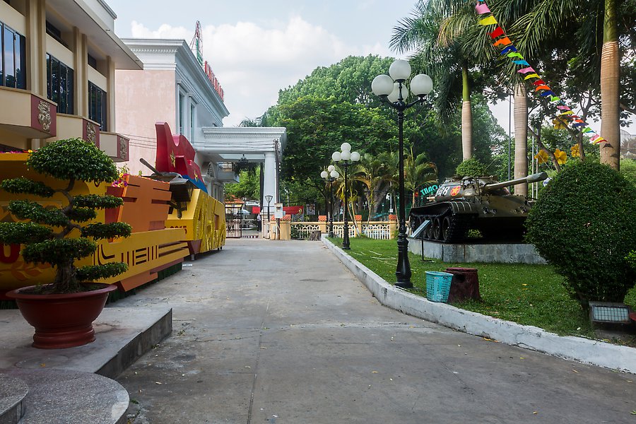 Replica of tank that crashed through gates of presidential palace on April 30 1975, and its model used during 40th anniversary parade.  ()